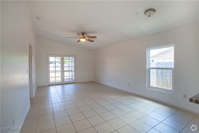 Building Photo - 17466 Ellie Dr Rental