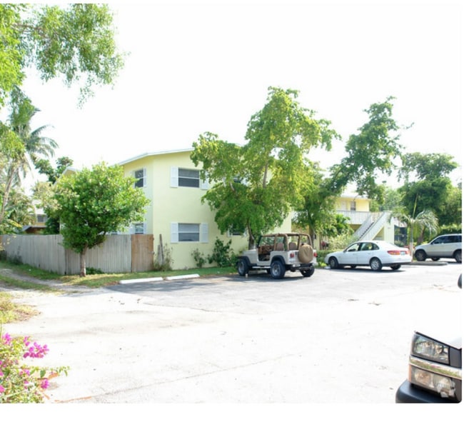 Photo - 1429 SW 9th St Unidad apt 8