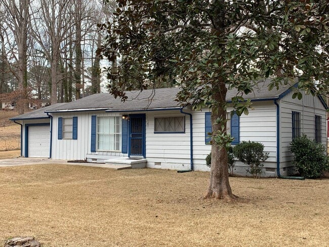 Photo - 786 Cascade Dr House
