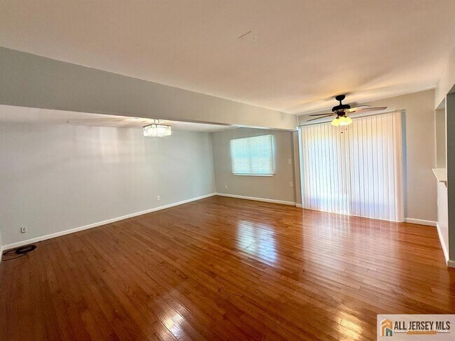 44 Drake Rd