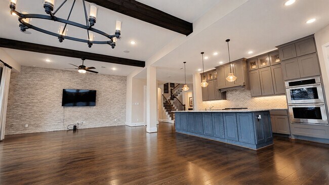 Photo - 2418 Sandhill Crest Ln