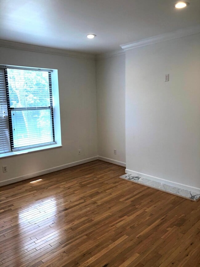 Photo - 5671 Waterman Blvd Unit 21