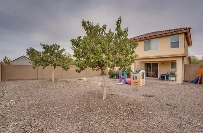 Photo - 176 S 16th Pl