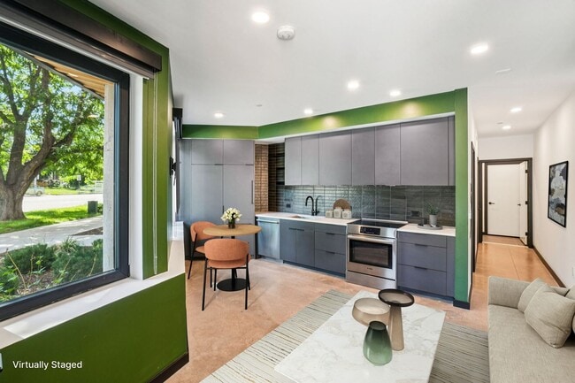 Building Photo - Urban 1-bedroom/ 1-bath Corner Unit 106