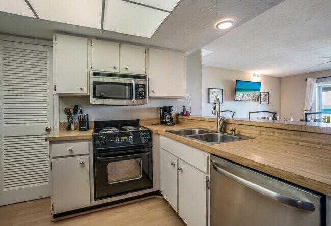 Photo - 480 Gulf Blvd