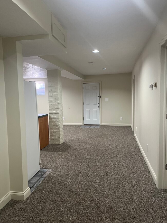 Photo - 1084 Jefferson Ave