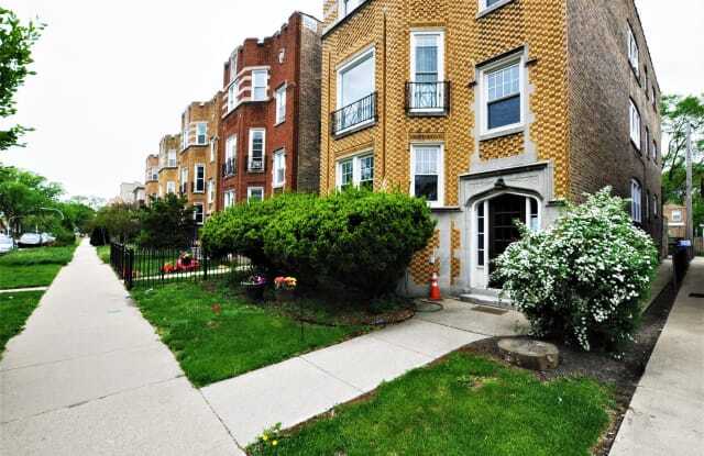 Photo - 6240 N Sacramento Ave Unit 2