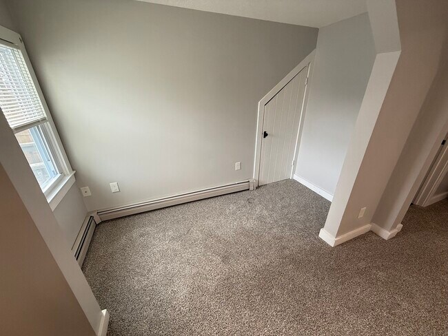 Photo - 37 Thompson Street