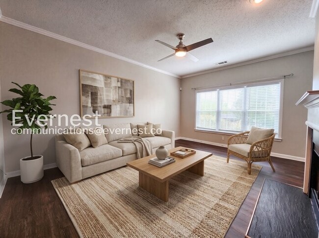 Photo - 205 Spring Heights Ln