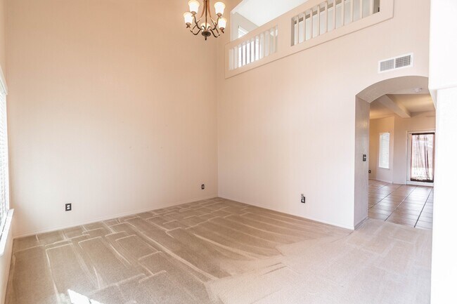 Photo - Gorgeous 4 bedroom 2.5 bath home in NorthEast El Paso!!