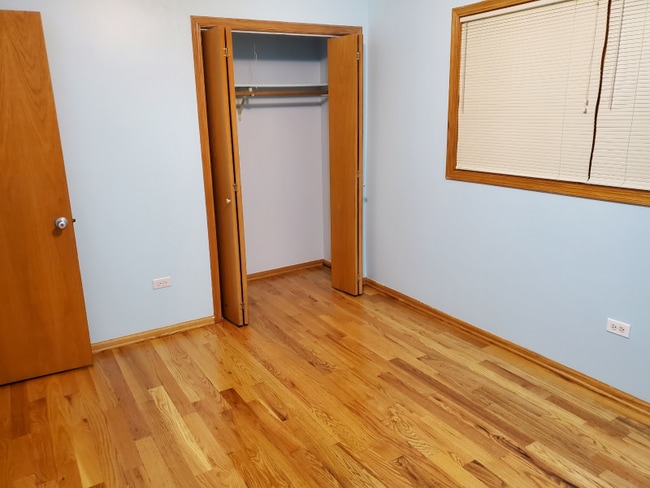 Photo - 6206 N Richmond St Unit 2