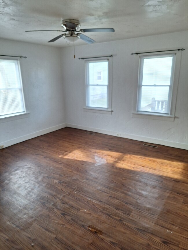 Photo - 1413 N 11th St House