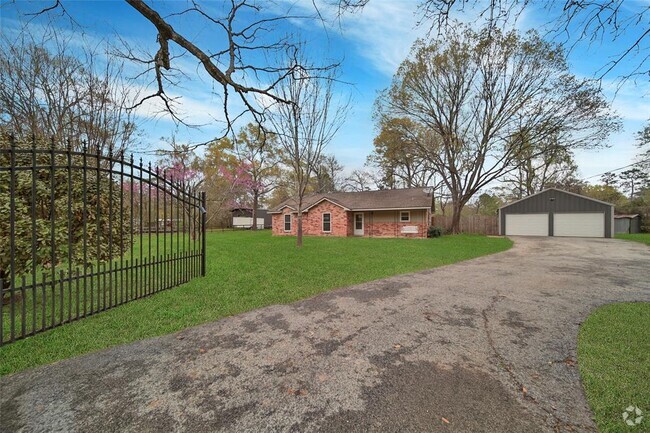 Building Photo - 29634 Shady Brook Ln Rental