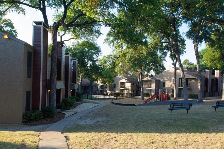 villas at tenison park apartments for rent in dallas tx forrent com