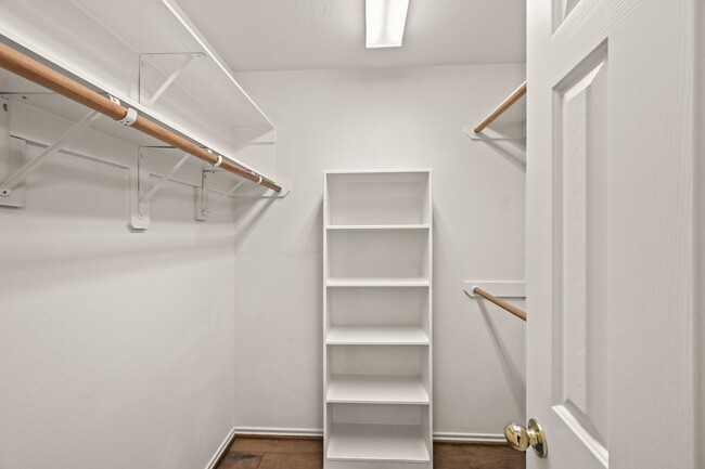 Building Photo - 18403 Lost Maples Ct