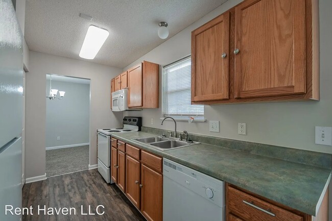 Photo - 136 Bay Front Dr