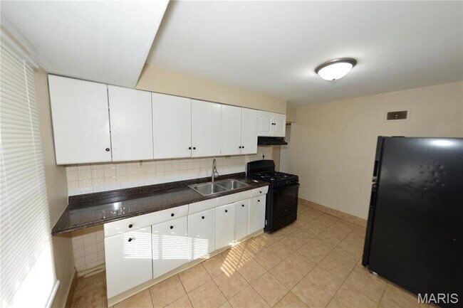 Photo - 6127 Shillington Dr