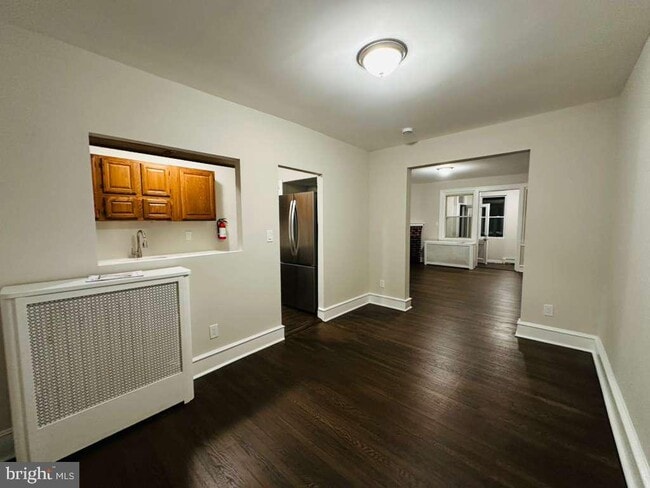 Photo - 65 E Montana St