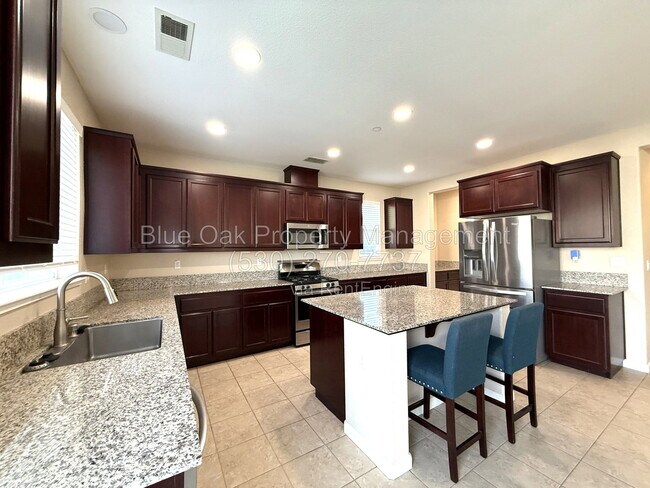 706 Niles Canyon Ln