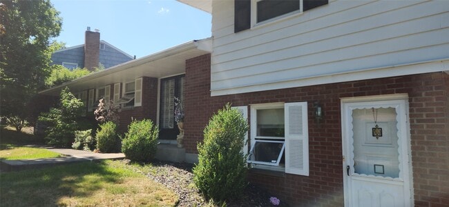 Photo - 67 Audubon Ave