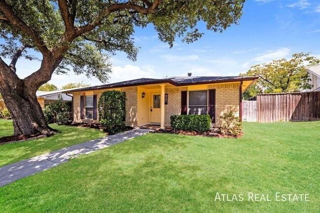 Photo - 2021 Christie Ln