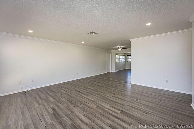 Photo - 1750 16th Ave N