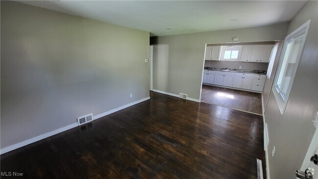 Building Photo - 16718 Lipton Ave Rental
