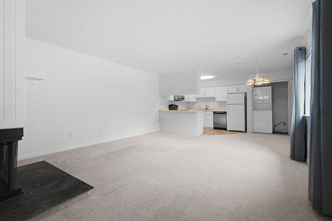 Photo - Condo in Chapel Hill - short term option!