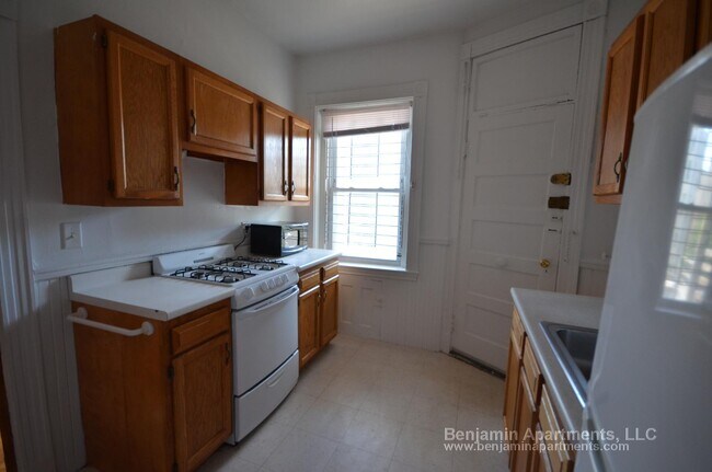 Photo - 116 Englewood Ave Unidad 2 Rental