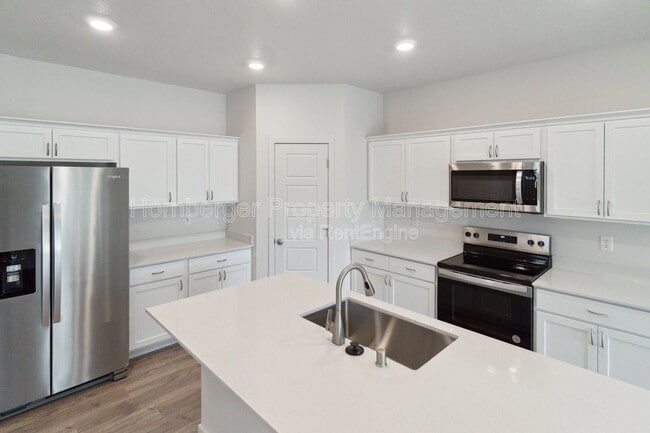 Building Photo - 5508 W Jamestown Ln