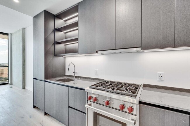 Photo - 610 Davis St Unit 2311
