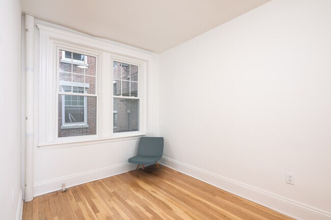 Photo - 288 Chestnut Hill Ave Unidad 6