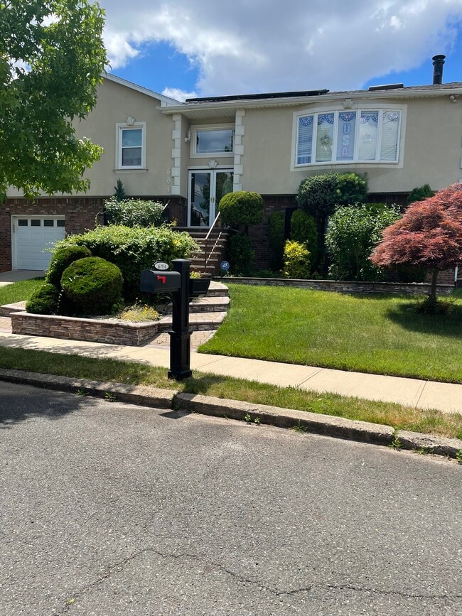 Building Photo - 694 Maguire Ave Unit RossvilleStatenIsland