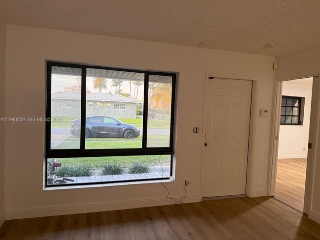 Photo - 238 SE 3rd St