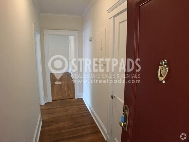 Building Photo - 1 bedroom in Cambridge MA 02138 Rental