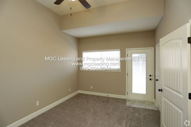 Photo - EAGLE CREEK LUXURY TOWNHOME READY for your August move!