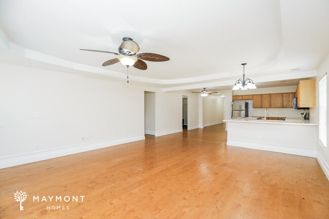 Photo - 324 Cohen Cir
