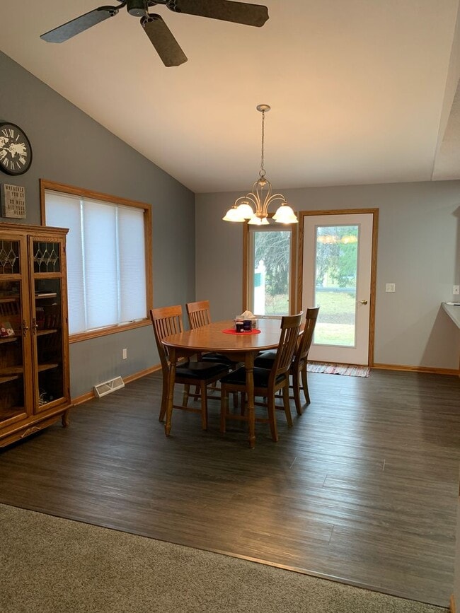 Photo - Executive 3 Bedroom Home