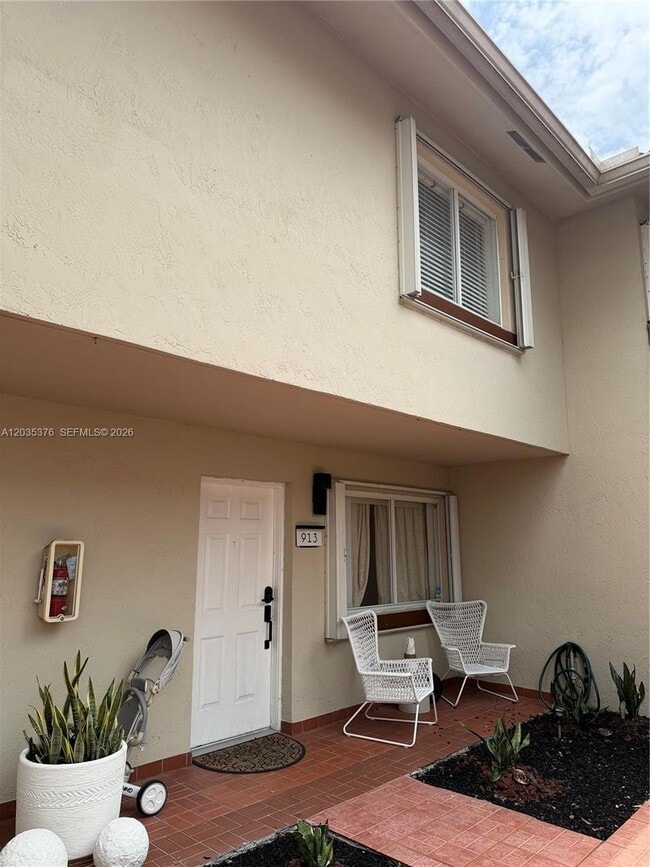 Photo - 431 NW 82nd Ave