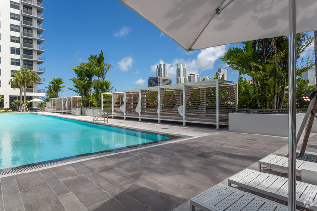 Caoba Miami Worldcenter Apartments, 698 NE 1st Ave, Miami, FL - RentCafe