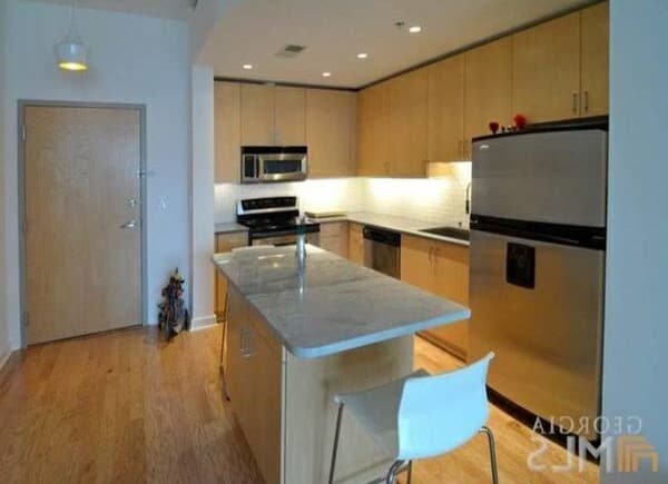 Typical kitchen area - 860 Peachtree St NE Unit 1211