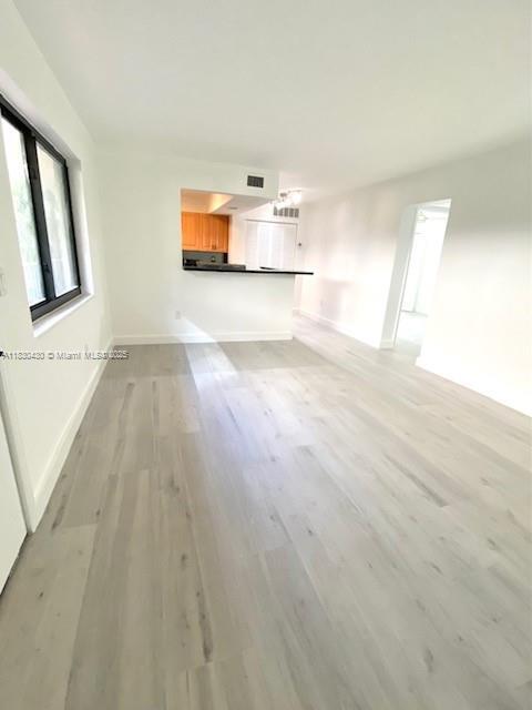 Photo - 3242 Mary St Unidad S213 Rental