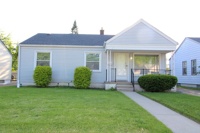 Photo - 12490 Pearl St