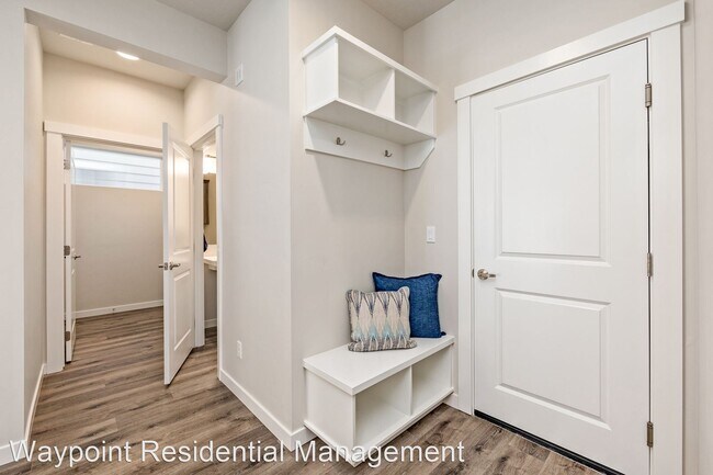 Photo - 4 br, 3 bath House - 5316 S Redeken Place