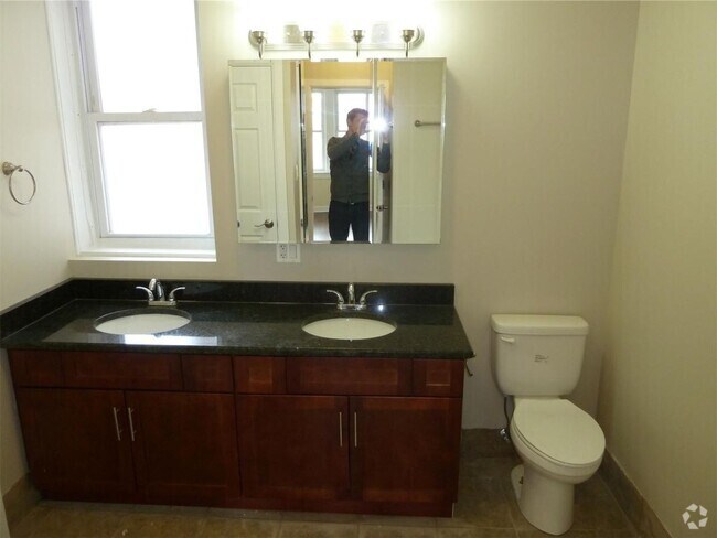 Building Photo - 6730 S Merrill Ave Unit 1 Rental