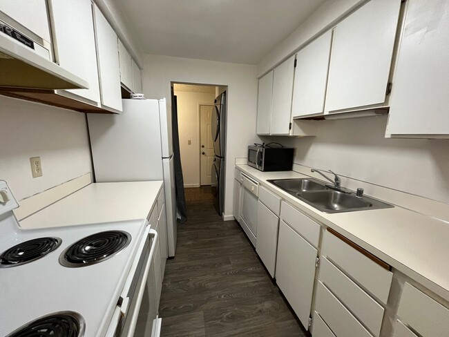 Photo - 2 Bedroom Condo Near WWU and Bus Line