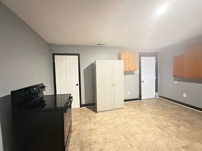 Photo - 268 E Loudon Ave Unit 1