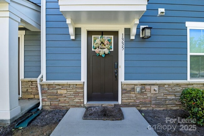 Photo - 1335 Ashbury St