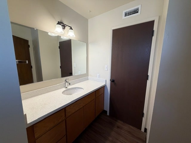 Photo - 2020 Rose Ave