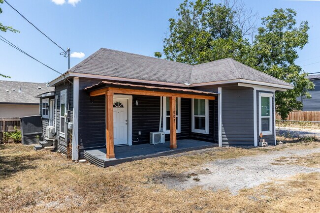 Photo - 1003 Piedmont Ave